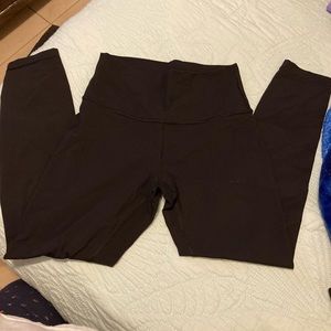 Lululemon ankle pants great condition used twice pet and smoke free